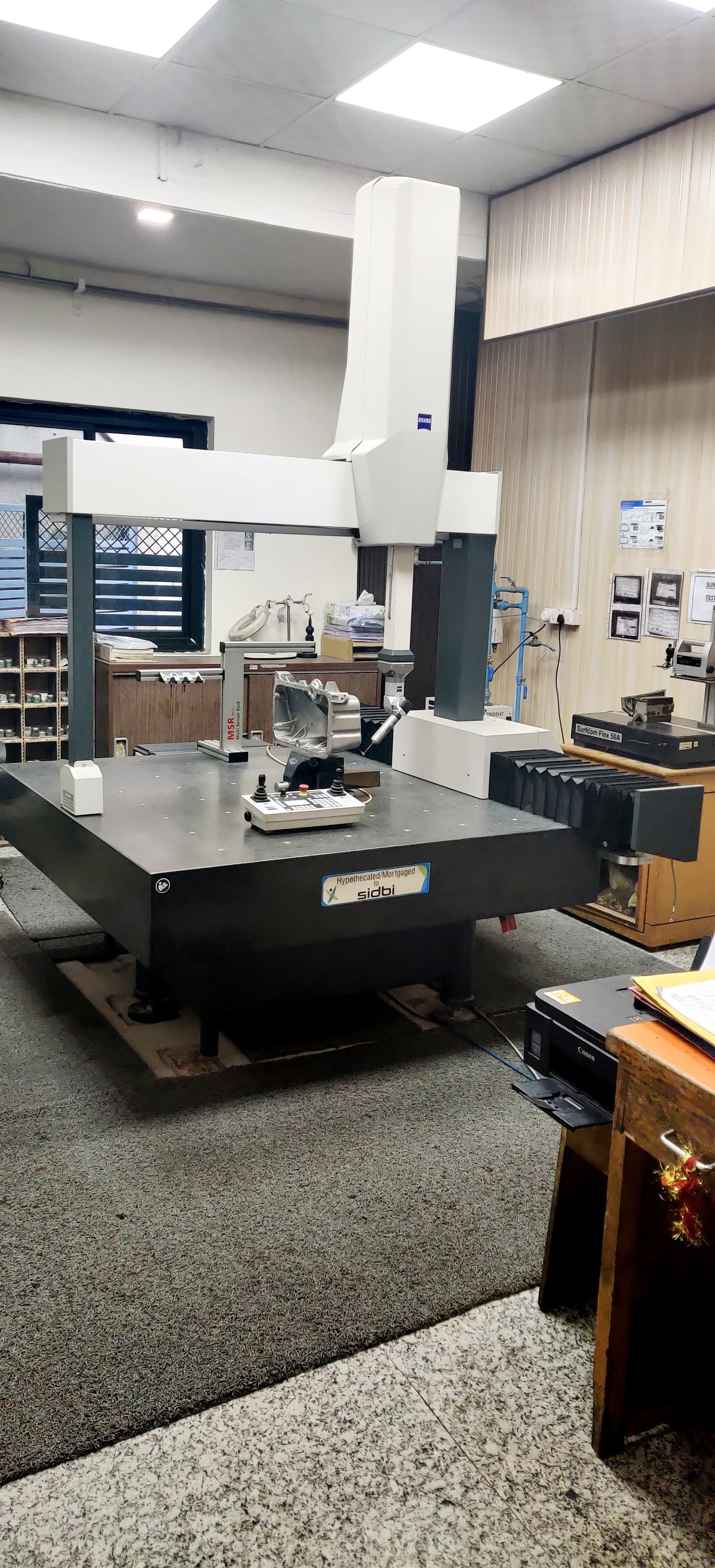 Zeiss coordinate measuring machine in the M-Tech standard room